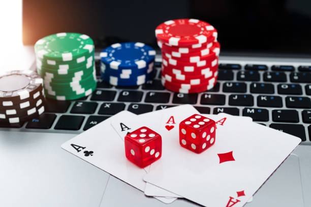 Live blackjack dealer at gerhanatoto studio